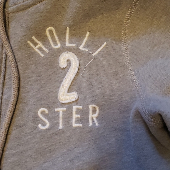 Hollister zip up - Picture 5 of 5